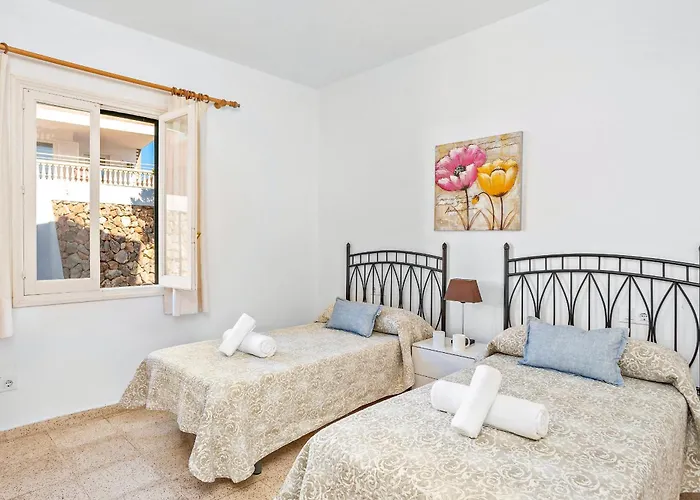 Jose By Escape קאלה בלנקה